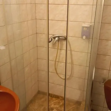 Pensiune Aviatorilor Economic Low Cost Bucureşti