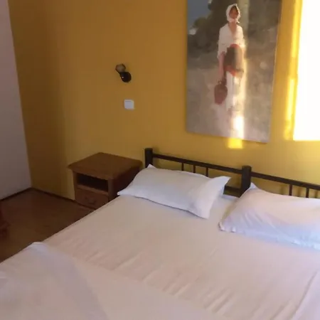 Pensiune Aviatorilor Economic Low Cost *