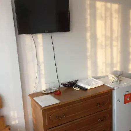 Pensiune Aviatorilor Economic Low Cost Bucureşti